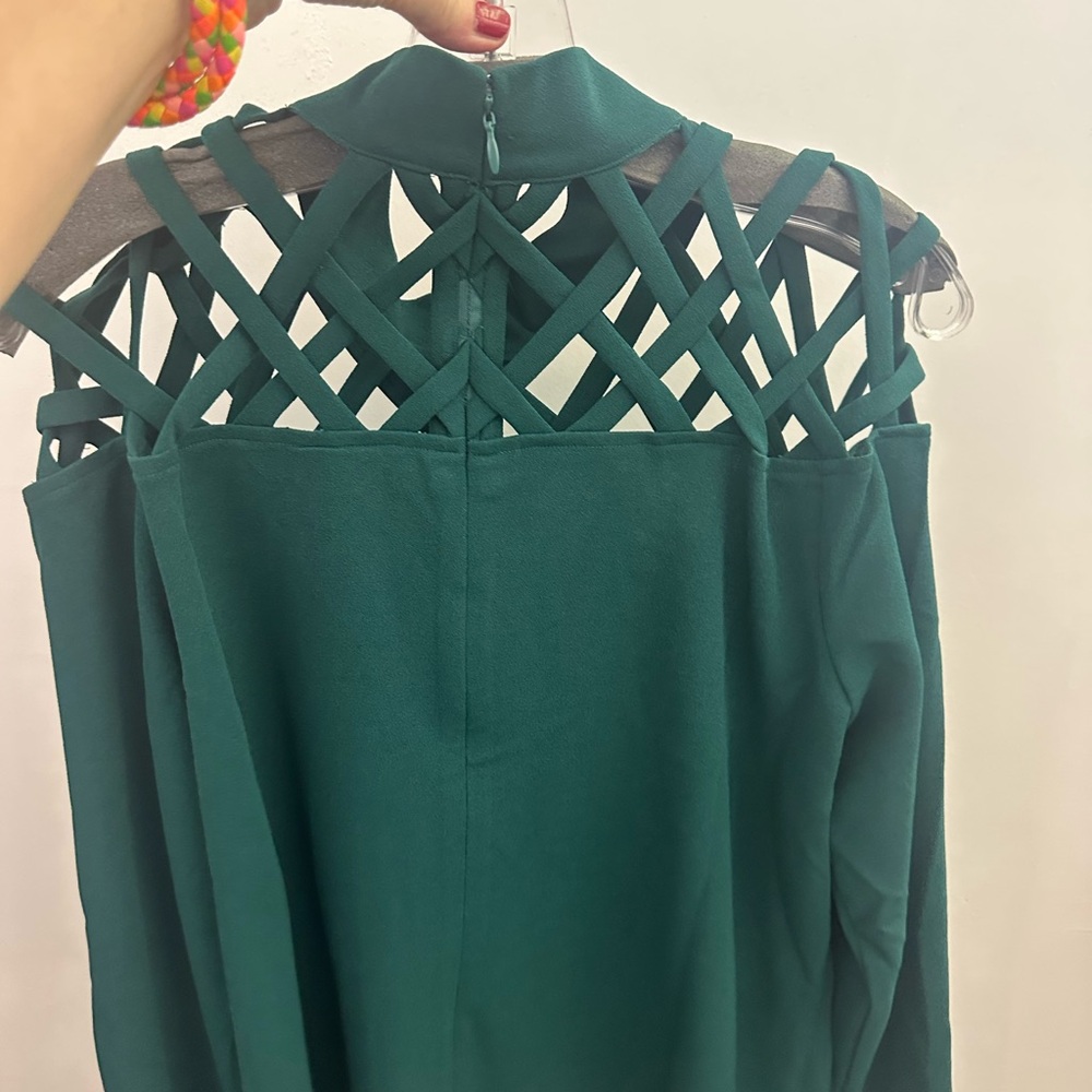 Elegant Green Blouse with Lattice Design L and S.